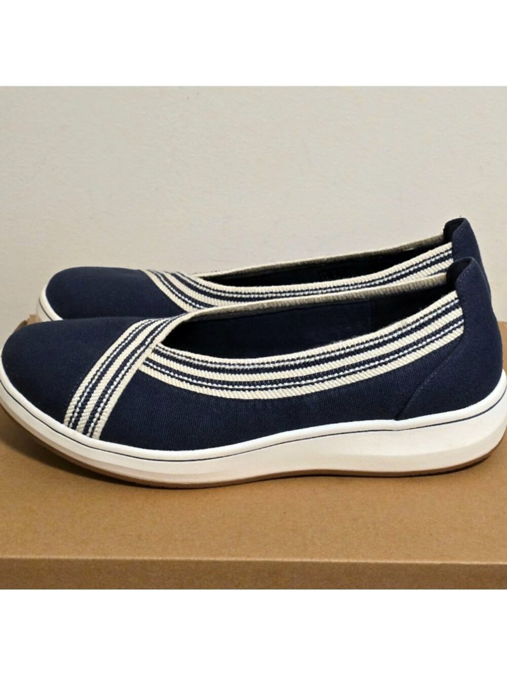 Clarks Cloudsteppers Breeze Sky Air Navy Slip-On Shoes Sz 10 NEW Cushionsoft - Picture 5 of 15
